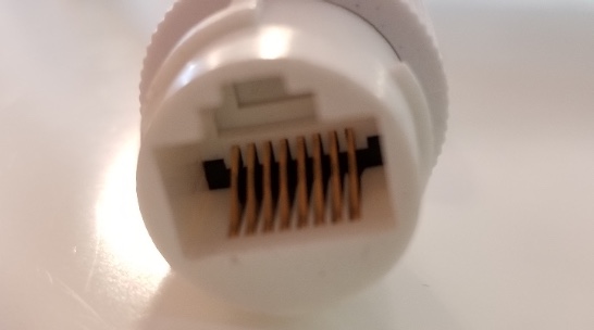 clean connection: cat5 pins clear